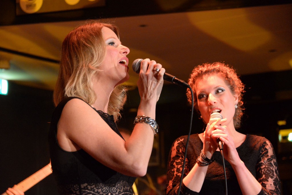 ../Images/Heel Noordwijkerhout zingt Hazes 181.jpg